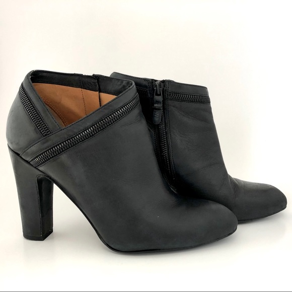 Via Spiga Leather Ankle Boots, Black w/Zip, sz 8 - Picture 3 of 8